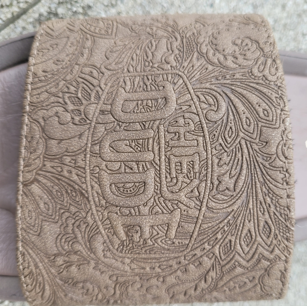 Hey Dude Tooled Slides